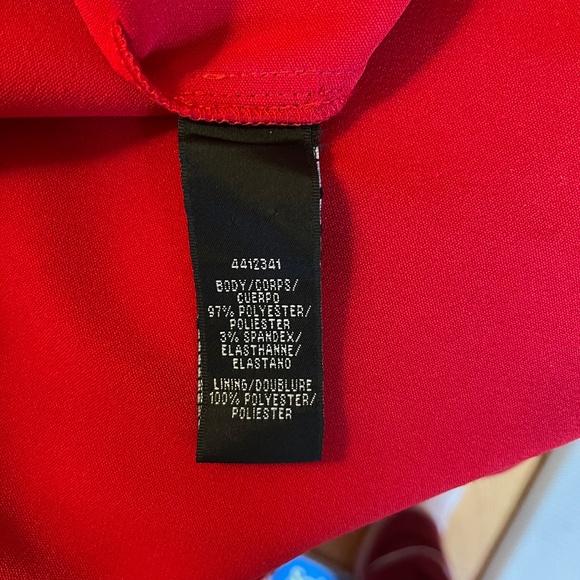 ML Monique Lhuillier Off-The-Shoulder Side Slit Crepe Gown - Picture 7 of 9